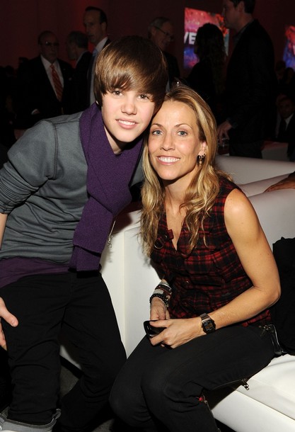 Justin Bieber and Sheryl Crow