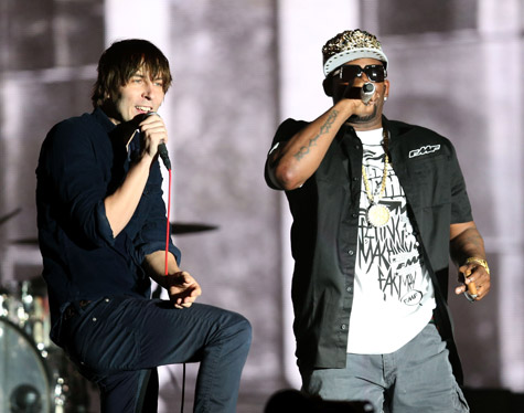 Thomas Mars and R. Kelly