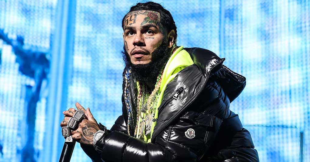 Tekashi 6ix9ine performs during the MiamiBash 2021 at FTX Arena