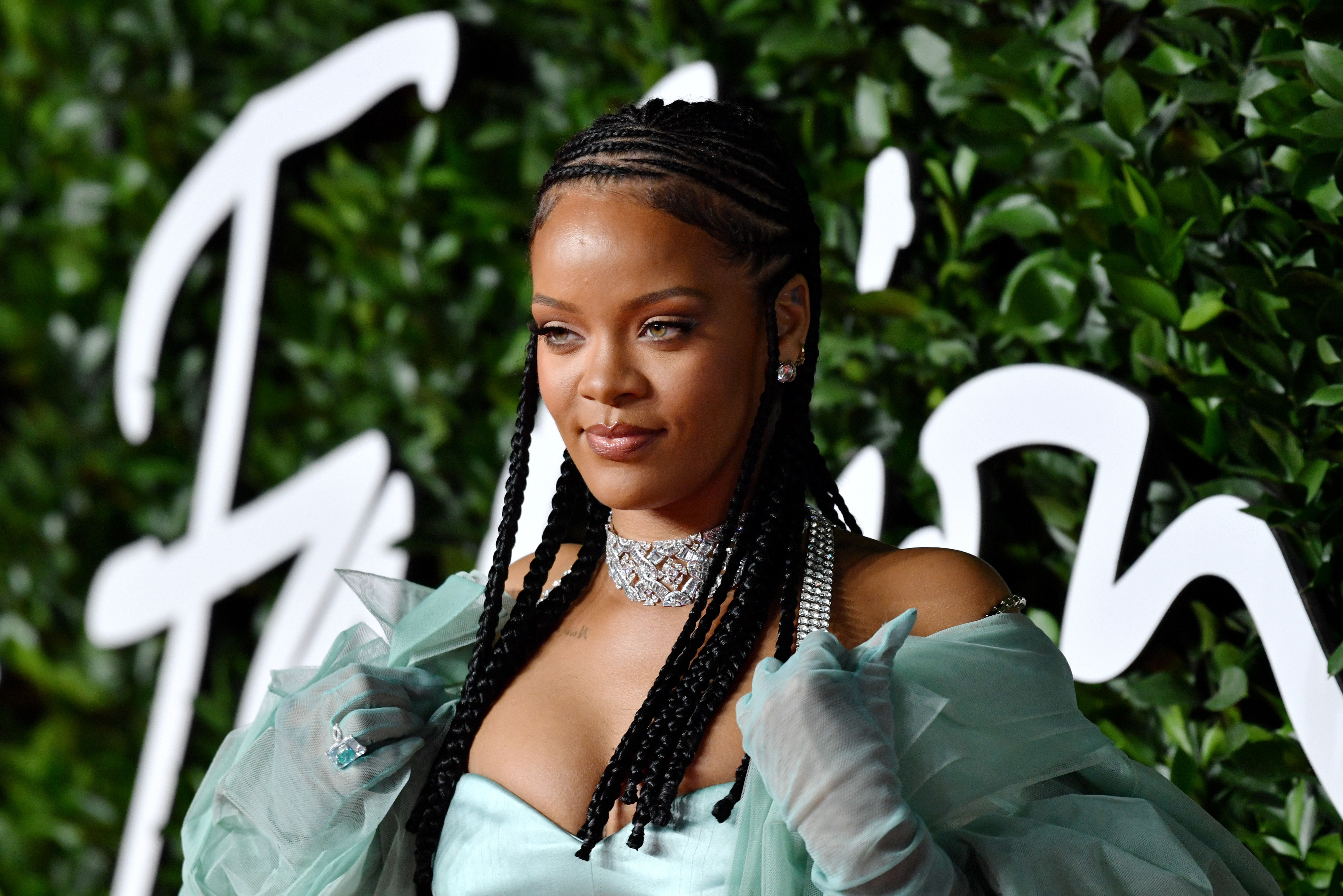 Rihanna Fans React To Her British Fashion Awards Wax Figure #Rihanna