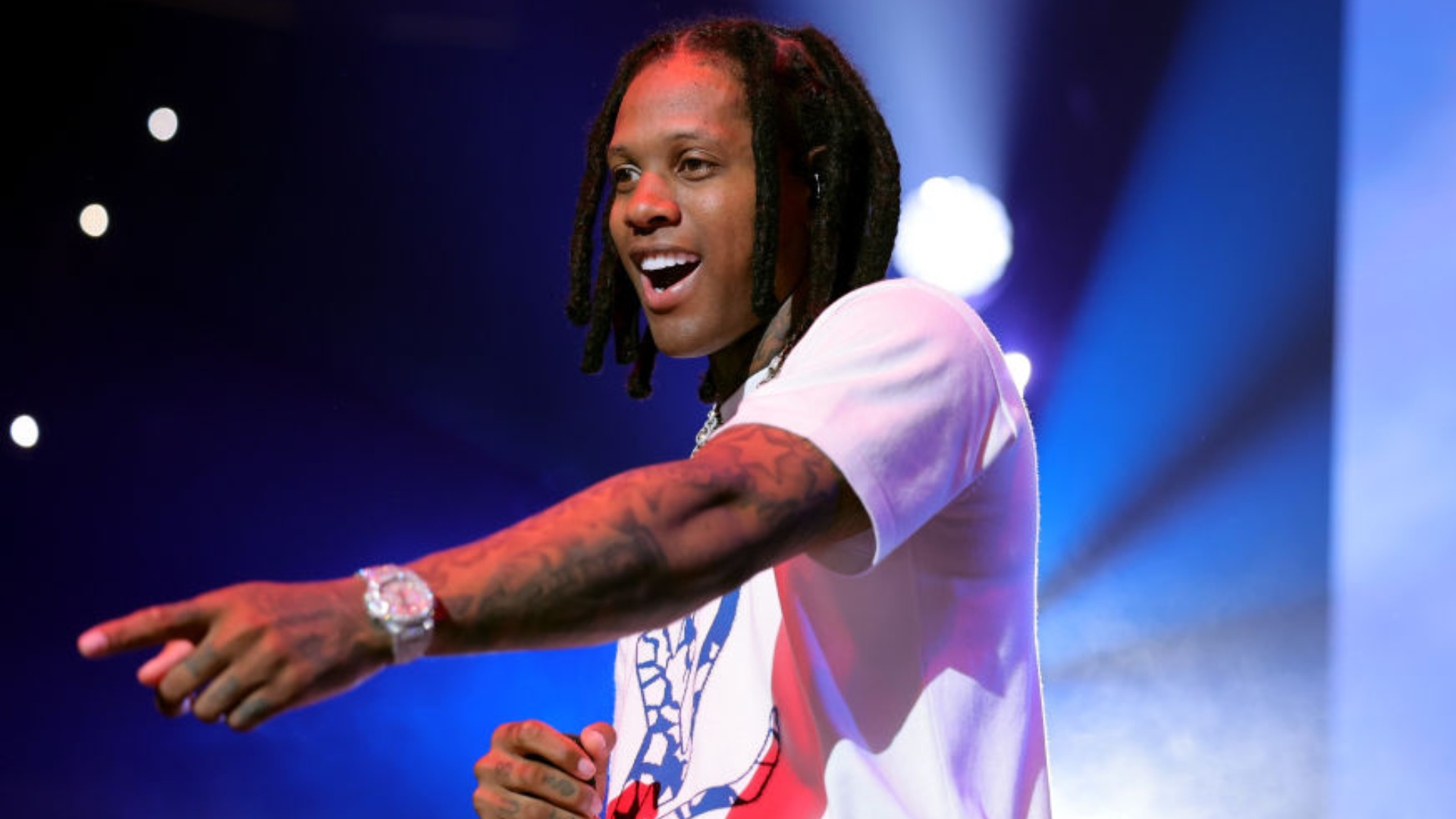 Lil Durk Honored with Keys to Broadview and Bellwood Cities in Illinois thumbnail