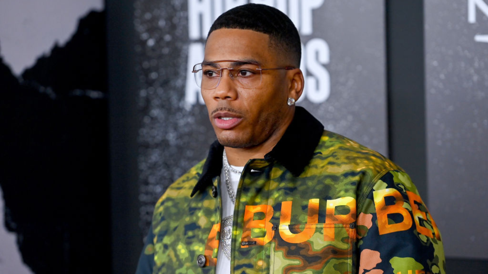 Nelly Reaffirms Commitment to Perform at Trump’s Inauguration thumbnail