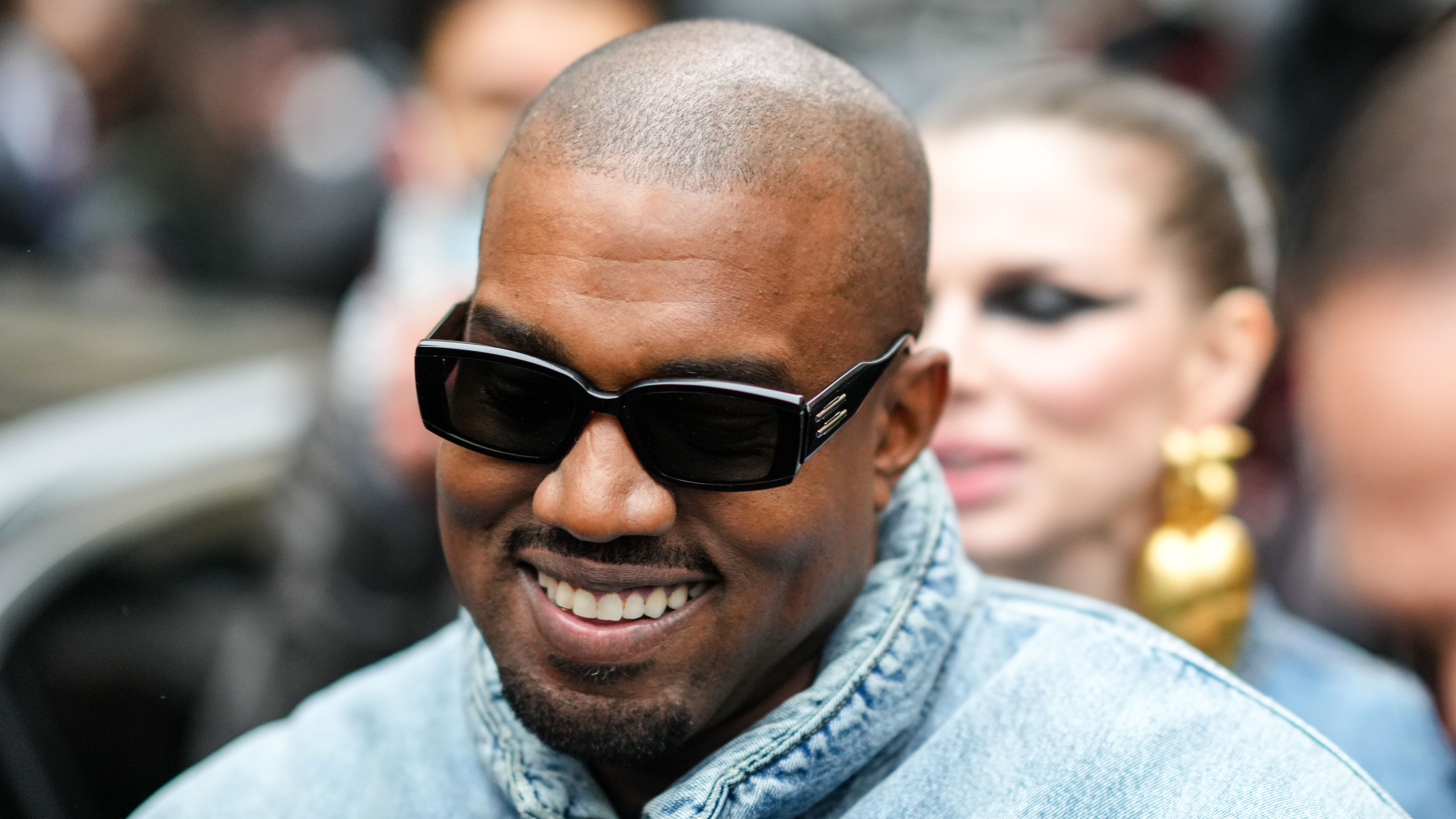 Ye and Adidas Resolve Dispute, CEO Declares "No Need for Further Conflict" thumbnail