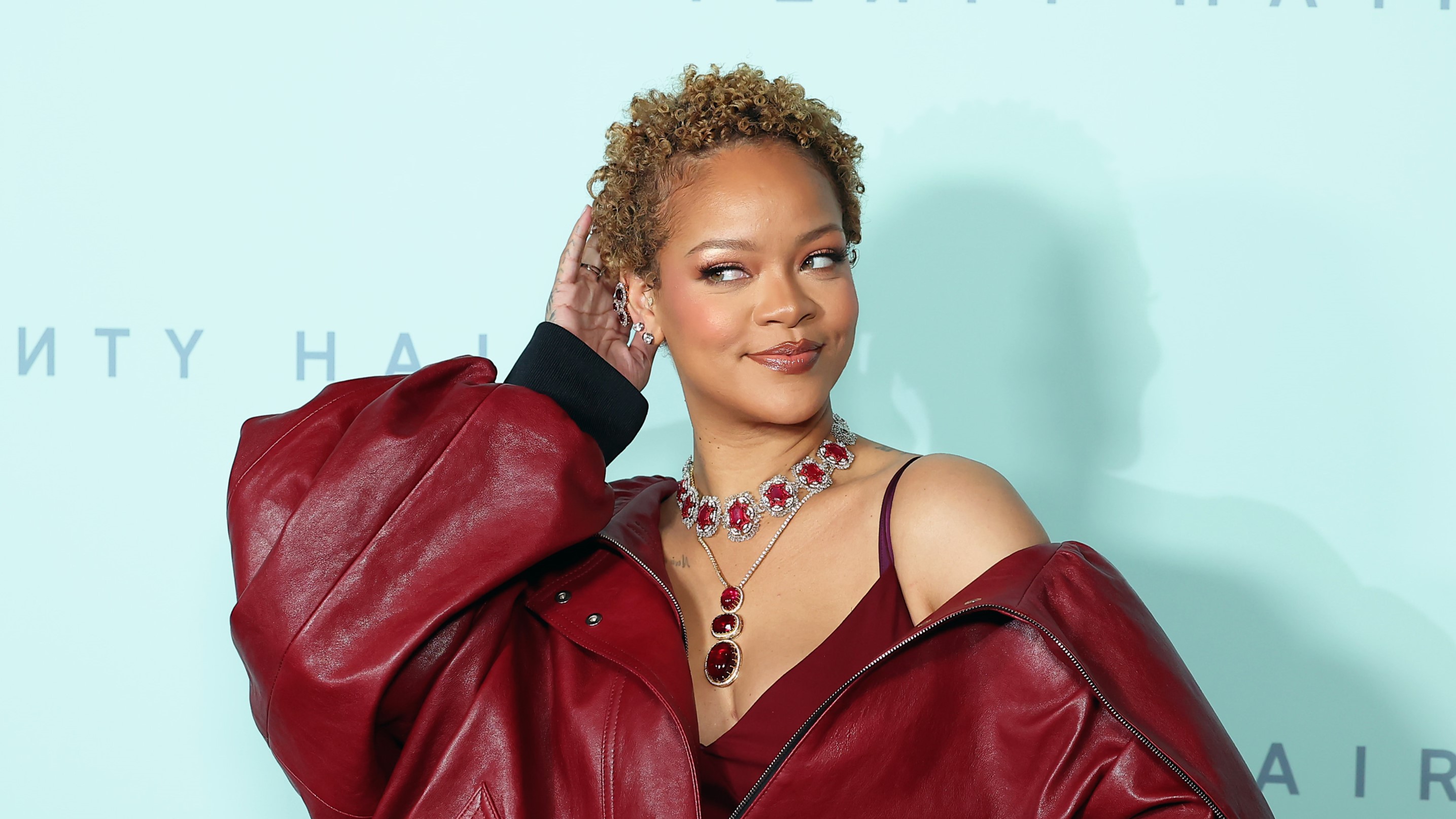 Rihanna Fires Back At Fan’s “Secure The Border” Comment, Asks “Where Were You [On] Jan. 6, Sis?” thumbnail