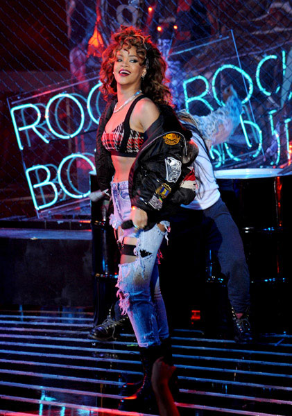 Rihanna Performs We Found Love On The X Factor [video]