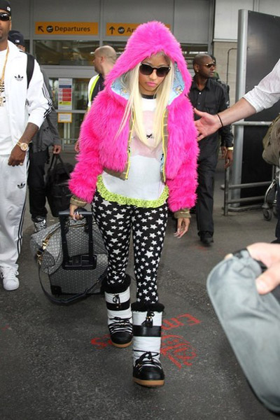 Would you wear this to the airport? Nicki Minaj looks a tad
