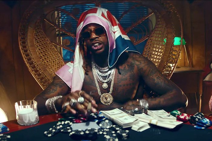 2 Chainz – “2 Dollar Bill” f. Lil Wayne & E-40 (Video)