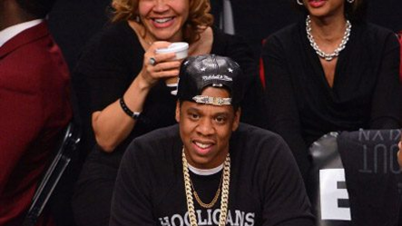 Winners: Jay-Z helps cheer Yankees • Brooklyn Paper