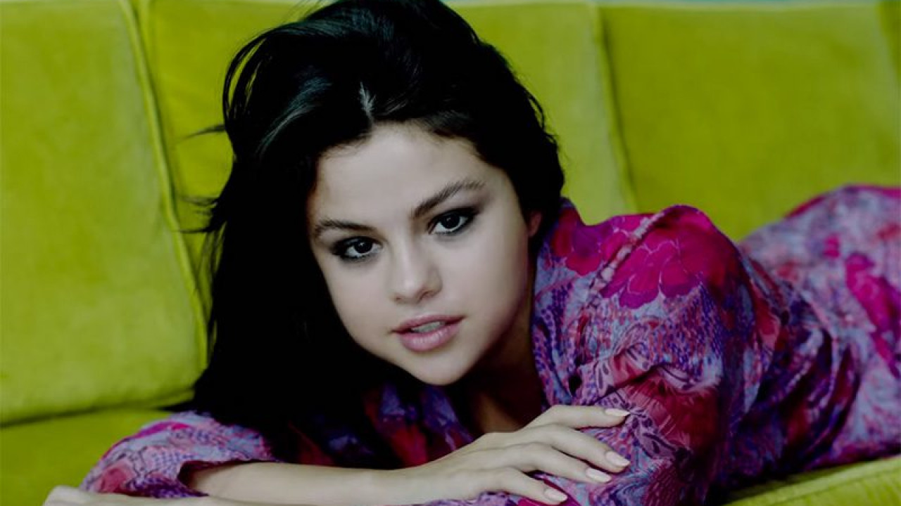 Selena Gomez - Good For You 
